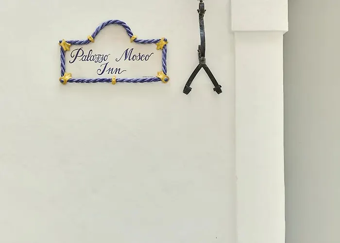 Palazzo Mosco - Dimora Storica 4*