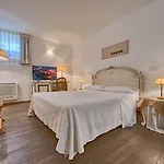 ホテル Palazzo Mosco - Dimora Storica 4*