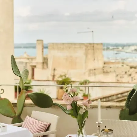 Palazzo Mosco - Dimora Storica 4* غالّيبولي
